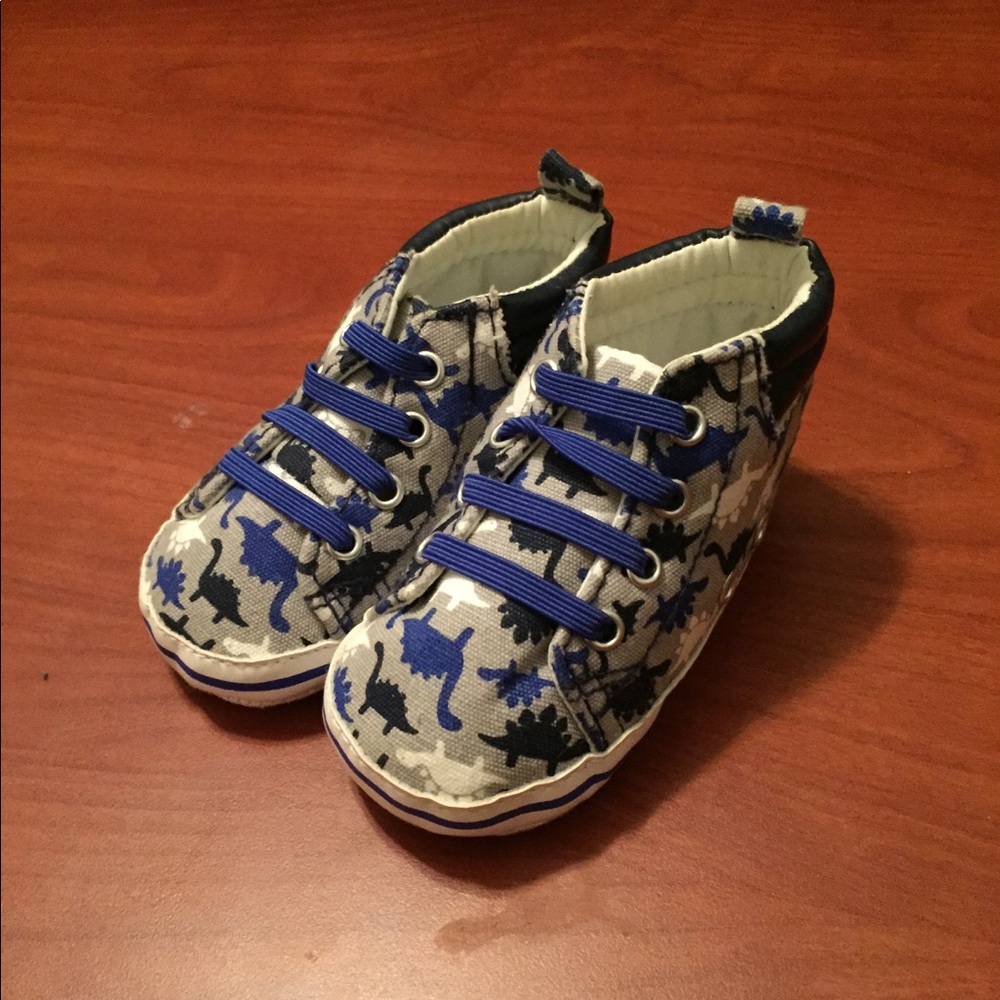 Baby shoes